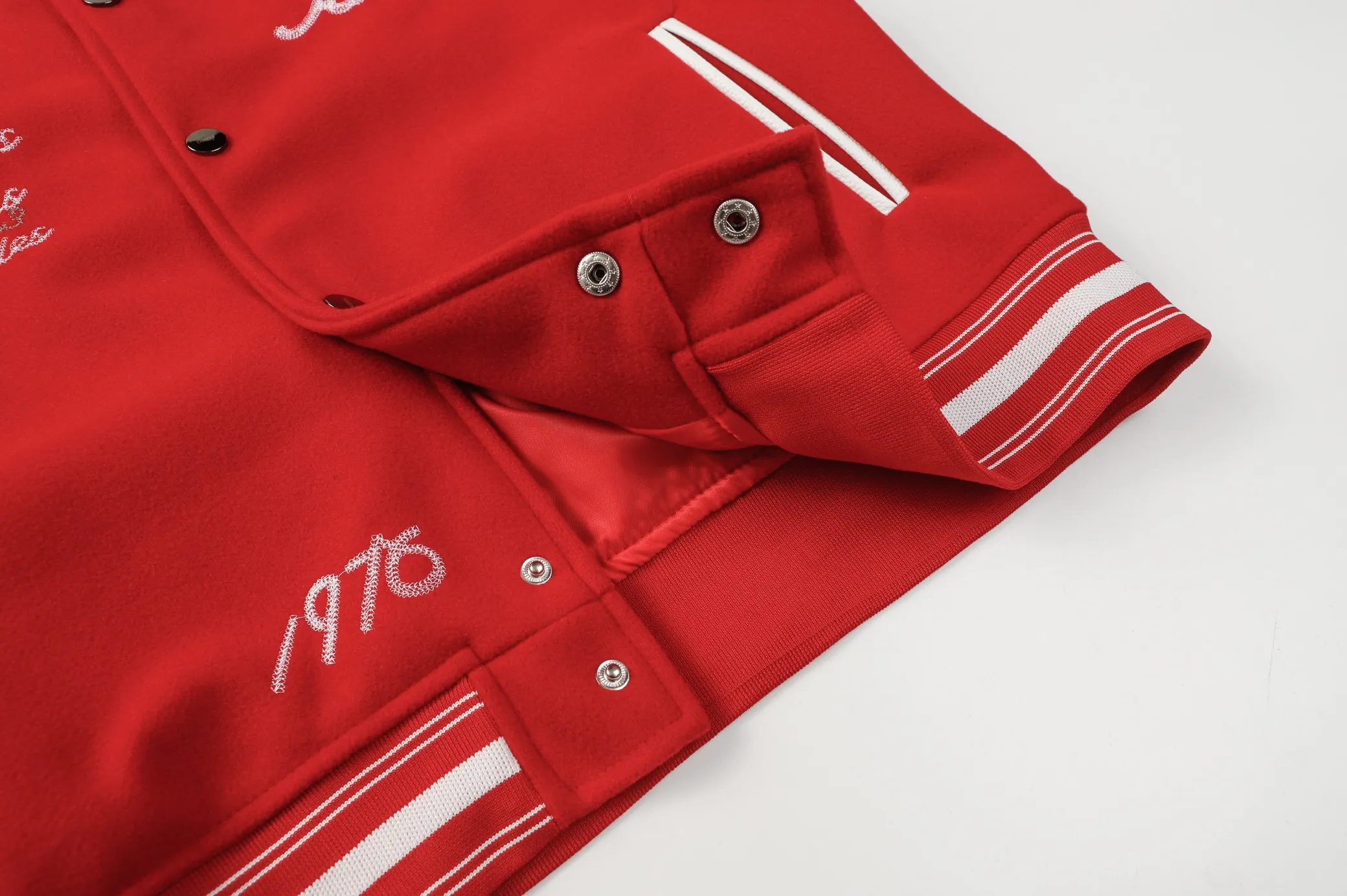 P370 AMIRI's new tiger towel embroidered baseball jacket with thousands of needles, high weight dragon and phoenix nylon fabric with pebbled leather sleeves, heavy industry hardware restored one to one M L XL XXL