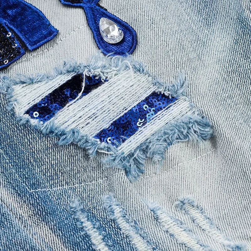 P246 💰 (Top version) AMIRI popular high street jeans slim fit stretch washed knife cut trousers for men. AMIRI amiri is transliterated as Emil, which is the name of the founder. Mike Amiri, the founder of amiri, grew up in Los Angeles, USA. He was influenced by local street culture and Punk Rock since childhood, so he founded the amiri brand named after himself. A variety of trendy clothing meets the needs of different fashion players. Amiri clothing has novel and unique styles and is a well-known street brand in the United States. The styles and styles of many clothes are loved by many street photographers. The various clothing styles meet the dressing needs of different people, show their unique temperament, and show the trend of dressing. amiri's jeans are relatively famous. Not only do they have many styles, but the quality of the jeans is also very good. Many celebrities have also worn amiri brand jeans. Color: Picture color Size: 28, 30, 32, 34, 36 28 30 32 34 36 Waist 71 76 81 86 91 Qianlang 26.5 27.5 28.5 29.5 30.5 Hou Lang 37 38 39 40 41 Foot 14 14.8 15.6 16.4 17.2 Foreign Minister 100 102 104 106 107