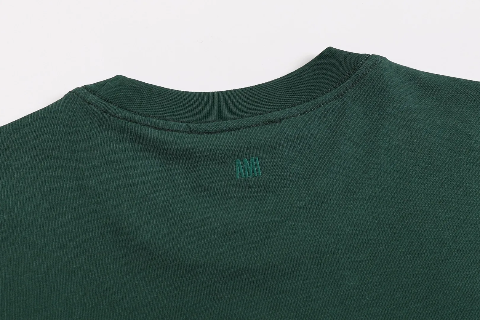 P114 Style No. 125 AMI&WDC [Cui Woo-sik co-branded model] AMI 2025 spring and summer new style short-sleeved genuine original 1;1 mold color: dark green code number: S-XL