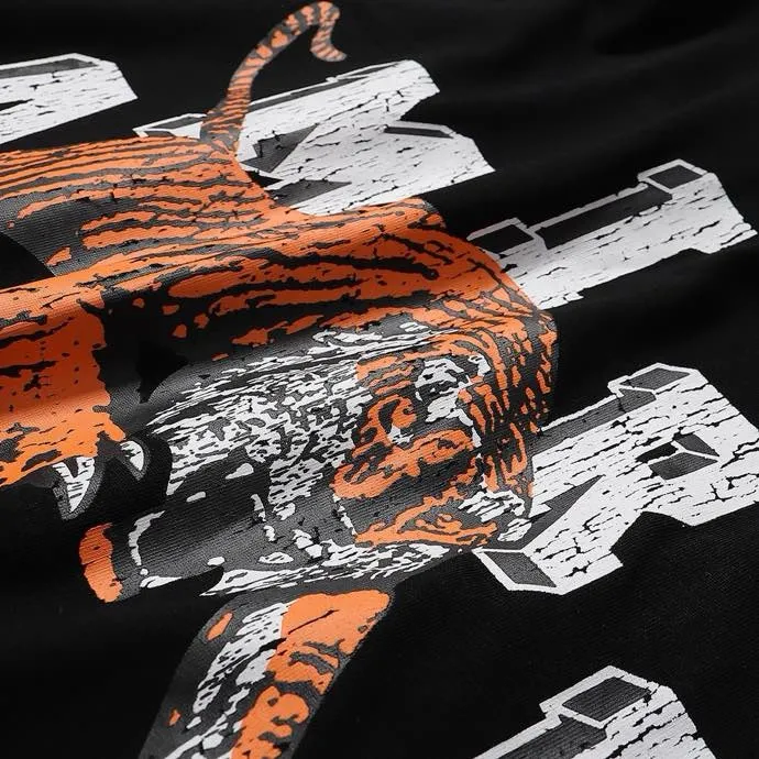 Style number: 694 P120 Fabric: 260g double yarn AMIRI 2025 spring and summer new logo round neck T-shirt high street unisex style loose classic tiger letter short sleeves Color: black Size: S M L XL