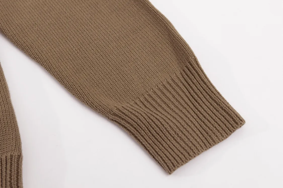 CYA39# 2022 Spring and Autumn New Ami de Coeur Small Love Embroidered V-neck Wool Sweater, Same Style for Men and Women Color: Black Brown Size: S-XL