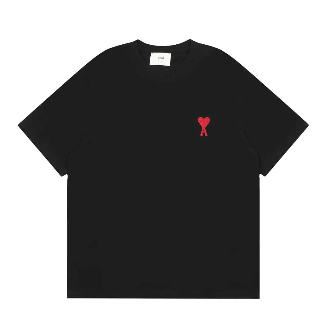 🅿️116 "The first quality in the market" Style number: LT3109# Ami Ami 2024ss spring and summer classic new embroidered love short sleeves We have been making this style for the third year. At the beginning, there were no counters in mainland China and we were already making it. The quality and details are invincible. Order with confidence and pay attention to the details. ✅2024 newly upgraded two-end folding handmade main wheat. Restore the counter. ✅240G Xinjiang long-staple cotton top double yarn. The shrinkage rate is controlled at 2%. Export-grade solid color quality, truly not easy to deform, shrink or fade. ✅Details are the only one in Guangzhou. Half-fold neck design at the counter. Complex workmanship. ✅The maximum size can be worn up to 230 catties. No pressure to export to Europe and the United States. Sizes S-XL Color (8 colors): Black, navy, oatmeal, pink, white, gray, light blue, rose pink