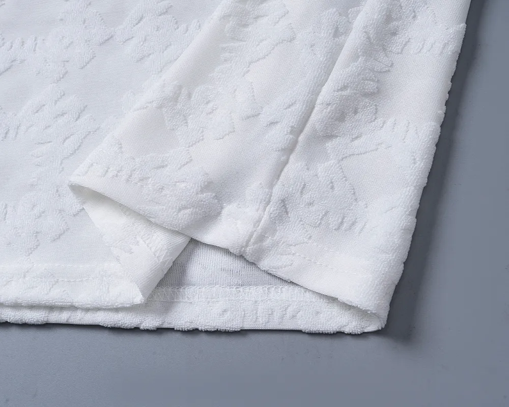 P130 Mili's 2026 spring and summer new men's round neck short-sleeved T-shirt, terry jacquard fabric, stylish and handsome, comfortable fabric, rigorous workmanship, and neat wiring. Good upper body effect·size M-3XL white