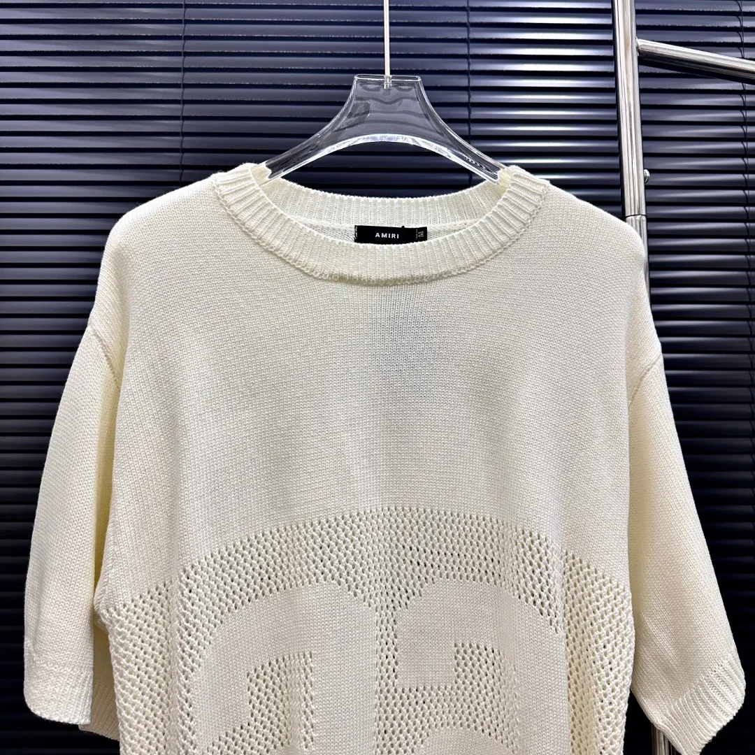 P240 Style: AMIRI Hollow Number 22 Commemorative Knitted Short Sleeves Size: S-XXL Fabric: Wool blend Accessories: Full set of customized original accessories No gender distinction, same style for men and women