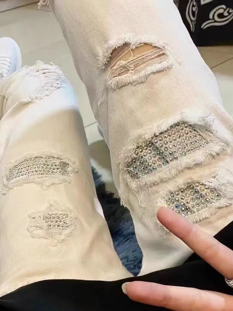 #M87 P168💰 AMIRI patch embroidery jeans trousers AMIRI high street basic ripped tight elastic jeans trousers amiri brand jeans break the production process and cutting of the original jeans, the fabrics are softer and more comfortable Hand-sewn collar label Customized logo buttons Genuine leather tag Color: Picture color Size: 30-32-34-36