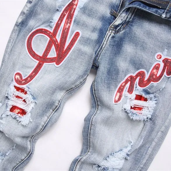 P166 Top replica AMIRI denim shorts AMIRI high street basic ripped tight stretch jeans trousers Amiriamiri is transliterated as Emil, which is the name of the founder. Mike Amiri, the founder of amiri, grew up in Los Angeles, USA. He was influenced by the local street culture Rock since he was a child, so he founded the amiri brand named after himself. A variety of trendy clothing meets the needs of different fashion players. Amiri clothing has novel and unique styles and is a well-known street brand in the United States. Many of its styles and styles are loved by many street photographers. Various clothing styles meet the needs of different people, show their unique temperament, and show the trend of dressing. amiri's jeans are relatively famous. Not only do they have many styles, but the quality of the jeans is also very good. Many celebrities have also worn amiri brand jeans. Fashionability.  Color; picture color Size: m l xl xxl