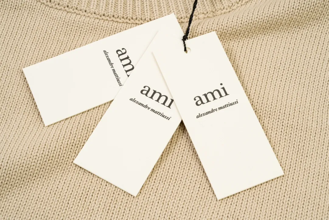 P170 A8115# AMI Paris 2023 new love towel embroidered crew neck sweater, single piece M size 750g, oversize version, same style for men and women, color: black, white, sky blue, vanilla apricot, size: S-XL