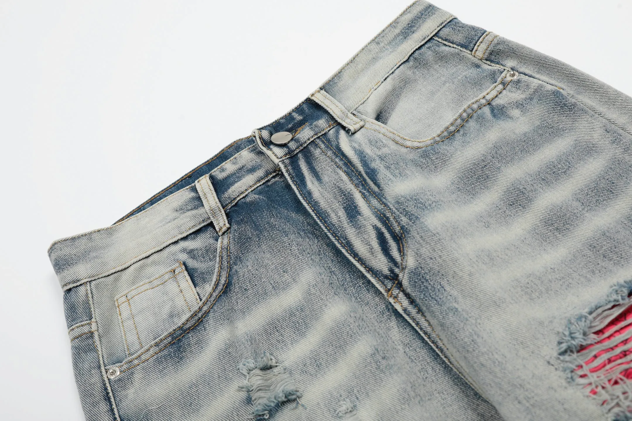 #M37 P168💰 Amiri classic embroidered patched leather ripped letter jeans, slim fit jeans, produced by a major washed factory, full of high-end feel, partially destroyed knee design with patchwork leather design, has been used as a facade design, leather waist nameplate, the focus of this style is not on the washing, but on the destroyed shape and version. The secret lies in the craftsmanship of the master. The cost of post-processing, grinding, cutting, etc. is far beyond the cost of assembly line products. Color: Picture color Size: 30-32-34-36