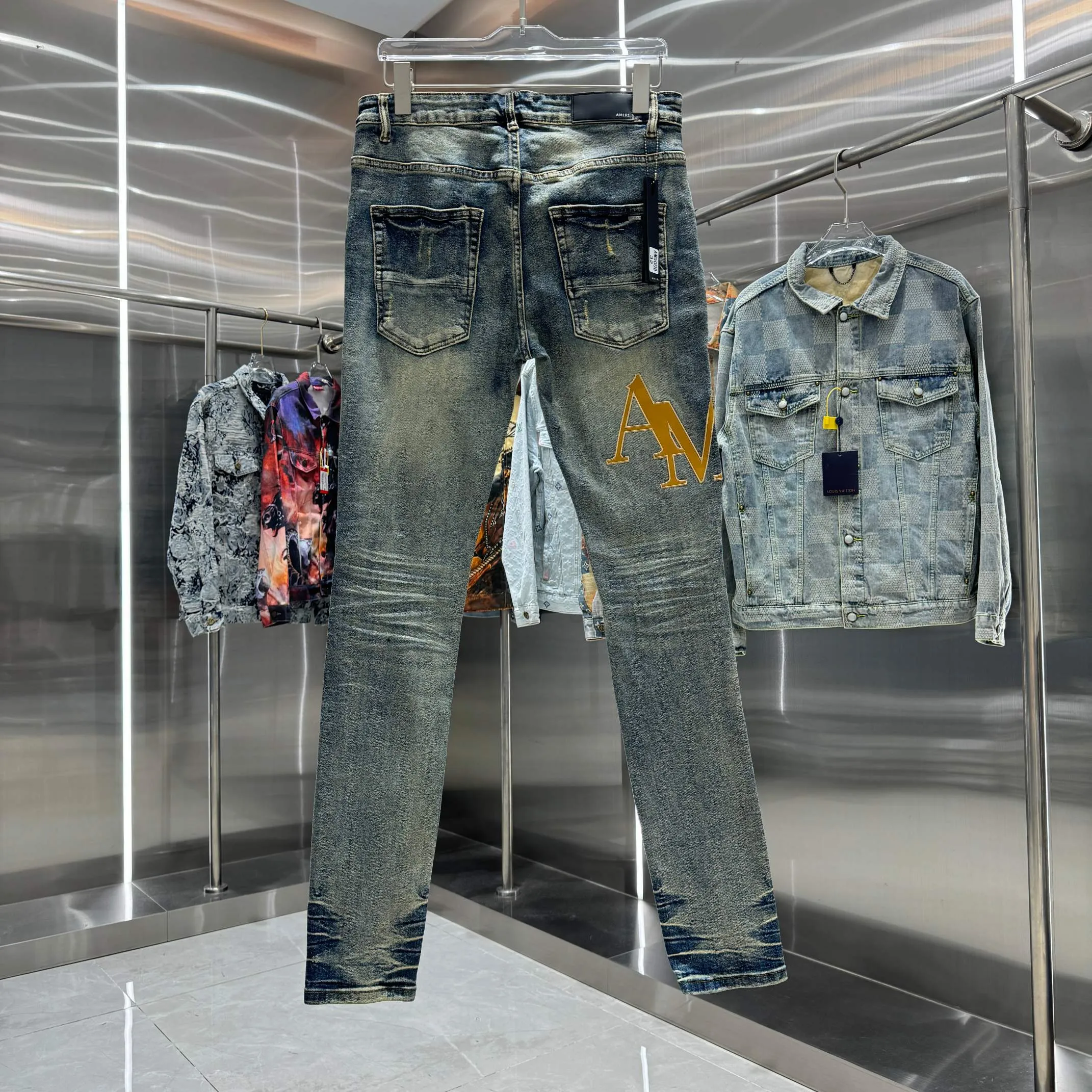 P290 Amiri ripped letter embroidery craft street fashion slim fit stretch jeans color blue size 30 32 34 36 38