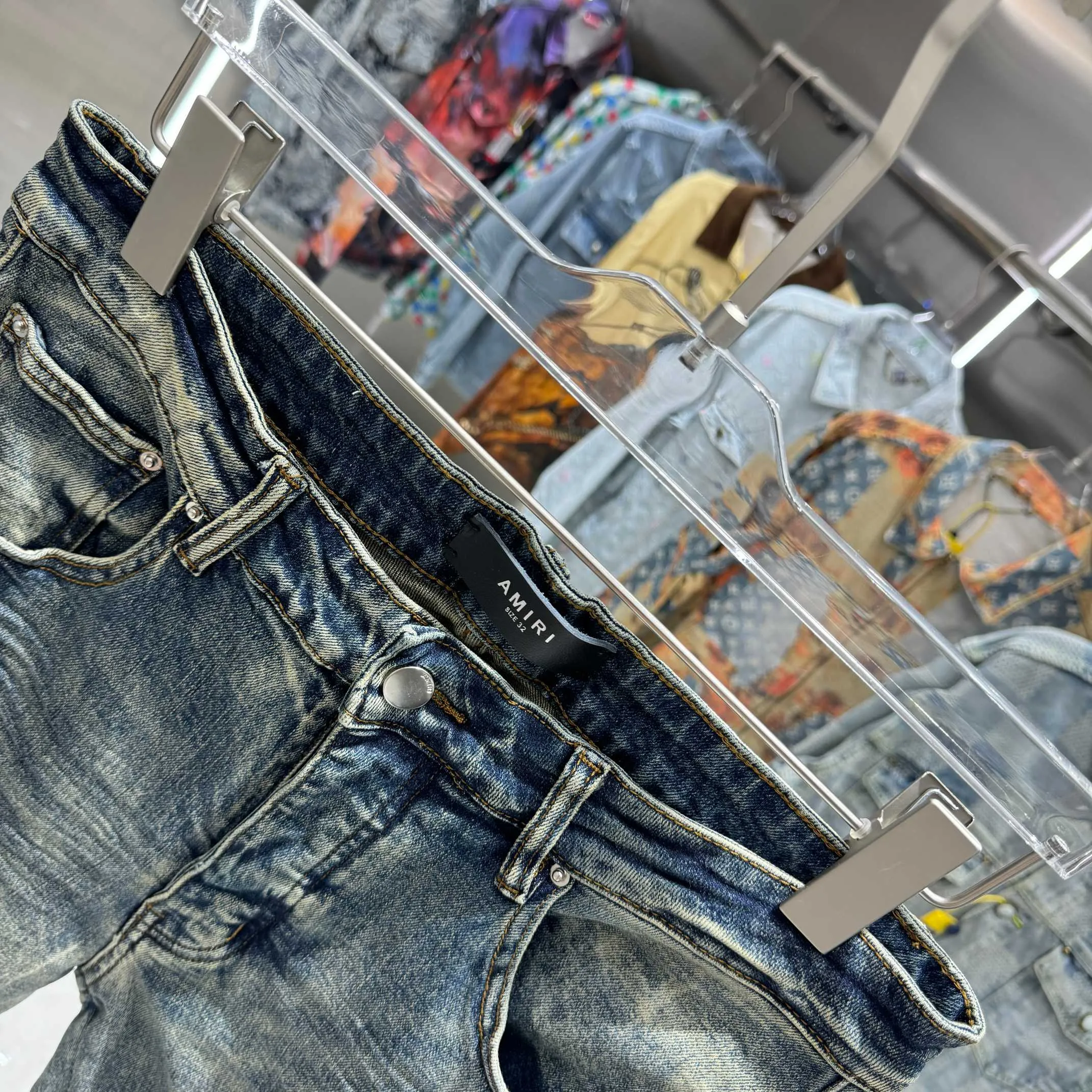 P290 Amiri ripped letter embroidery craft street fashion slim fit stretch jeans color blue size 30 32 34 36 38