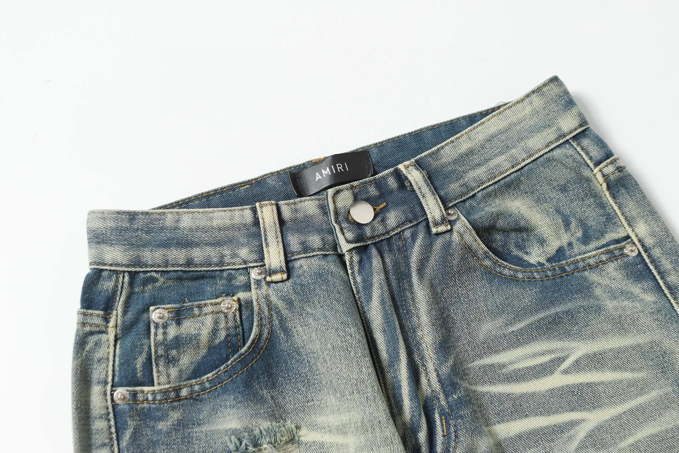 P270 AMIRI patch embroidery jeans trousers AMIRI high street basic ripped jeans trousers Color: Picture color Code number: 28-36
