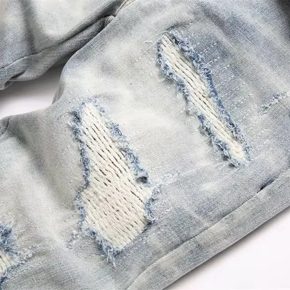 #M56 P168💰 AMIRI patch embroidery jeans trousers AMIRI high street basic ripped tight elastic jeans trousers amiri brand jeans break the production process and cutting of the original jeans, the fabrics are softer and more comfortable Hand-sewn collar label Customized logo buttons Genuine leather tag Color: Picture color Size: 30-32-34-36