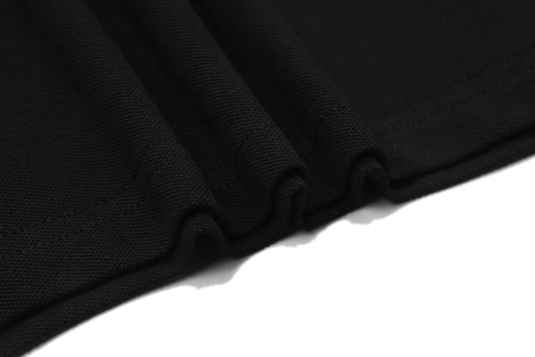 🅿️190 ami 2025 new love embroidered logo couple style casual polo shirt ·Customized pique cotton fabric ·Imported Tajima machine embroidery technology ·Collar label, hangtag, main mark and three labels complete Color: Black Size: M-XXXL