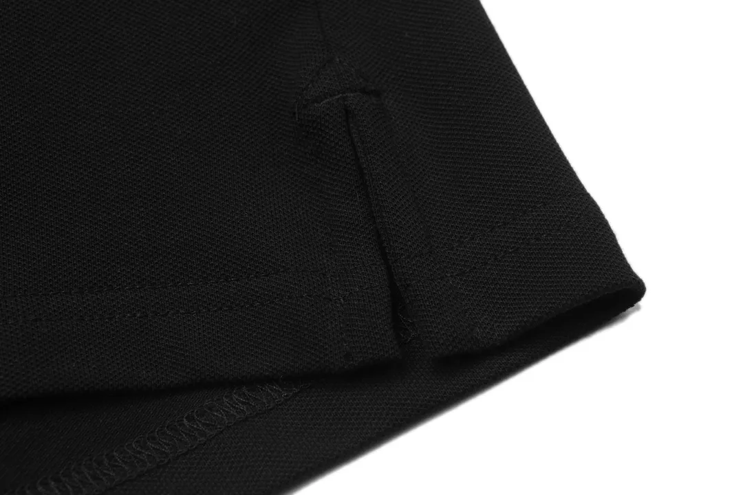 🅿️190 ami 2025 new love embroidered logo couple style casual polo shirt ·Customized pique cotton fabric ·Imported Tajima machine embroidery technology ·Collar label, hangtag, main mark and three labels complete Color: Black Size: M-XXXL