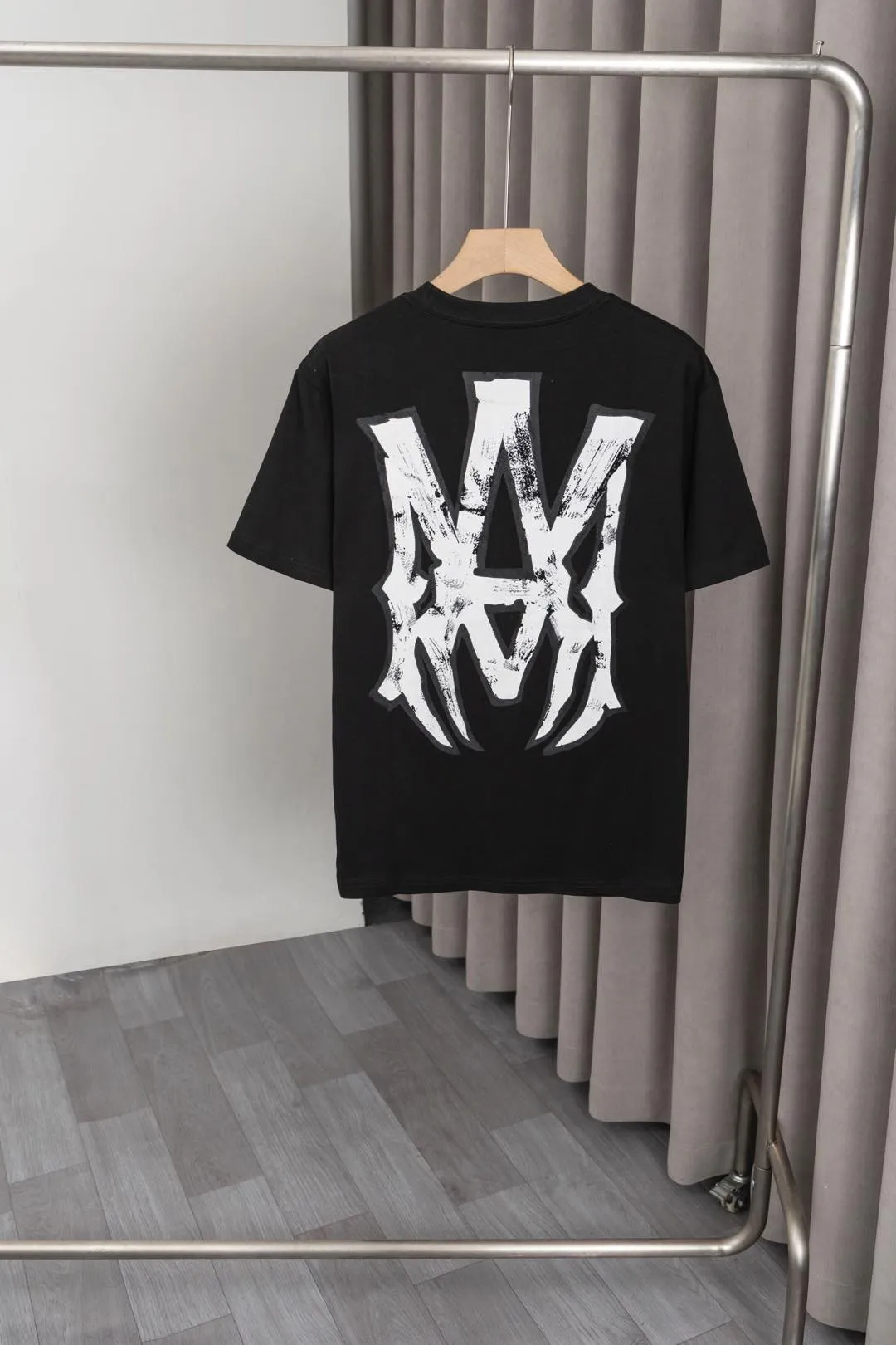 P130 Color: black, white, size: M～3XL