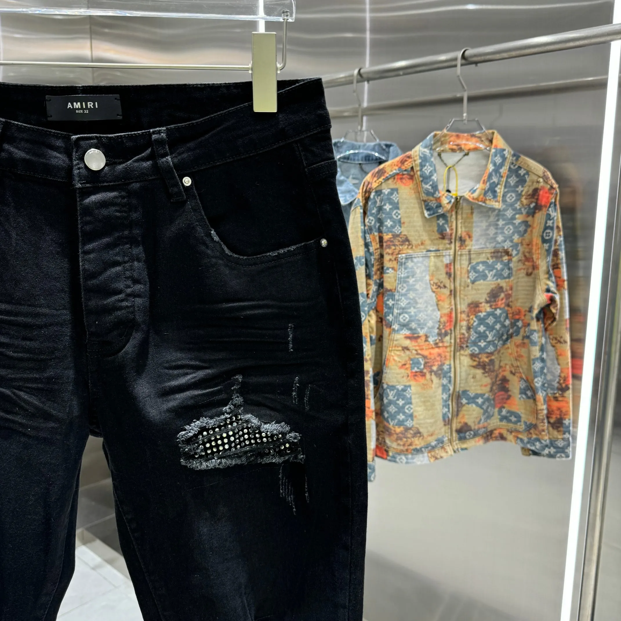 P280 Amiri ripped letter craft street fashion slim fit stretch jeans Color Black Size 30 32 34 36 38