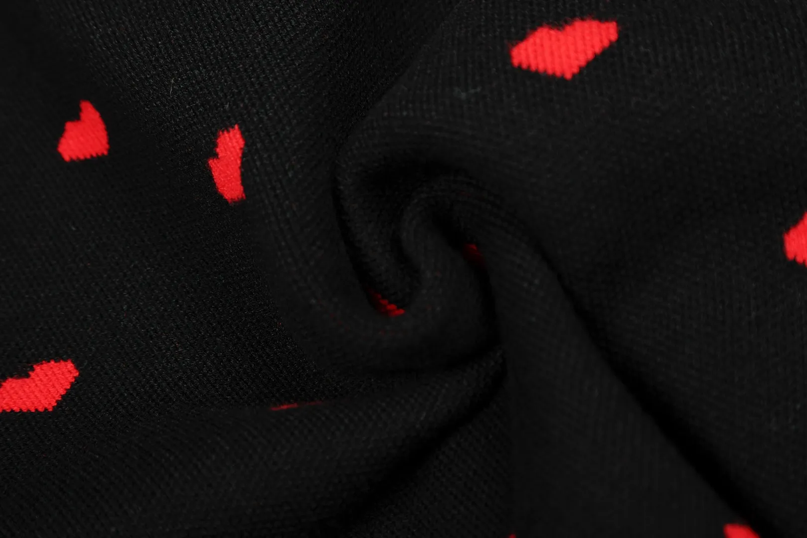 Ami/Ami's new jacquard love-printed goddess style must-have autumn and winter knitted cardigan small jacket Size: S-XL Color: White red heart Black red heart Red white heart Milky apricot purple heart Navy blue white heart Pink red heart