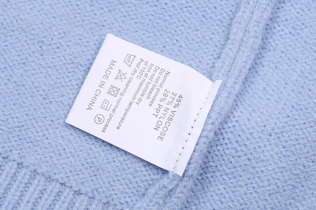 P320 AMIRI new letter logo jacquard, tassel V-neck cardigan sweater Color: blue black apricot Code number: S M L XL XXL