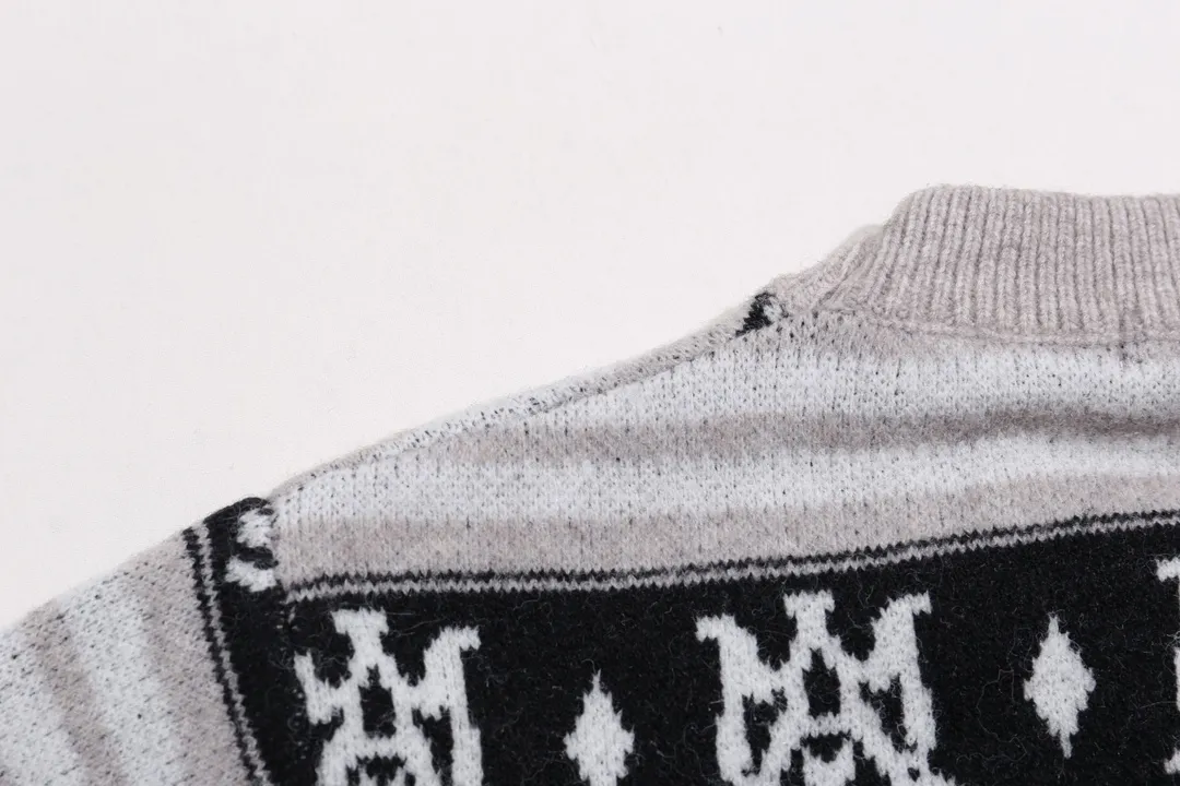 P300 AMIRI new style neckline personalized logo embroidered jacquard seahorse wool sweater Color: Gray Green Size: S M L XL XXL