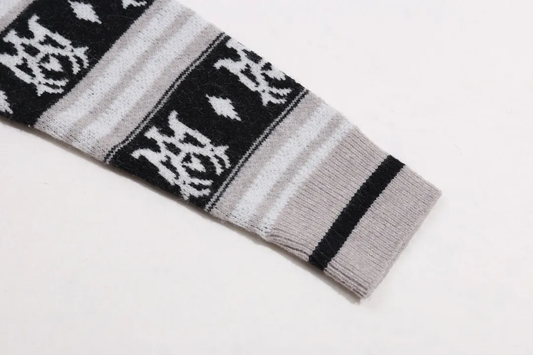 P300 AMIRI new style neckline personalized logo embroidered jacquard seahorse wool sweater Color: Gray Green Size: S M L XL XXL