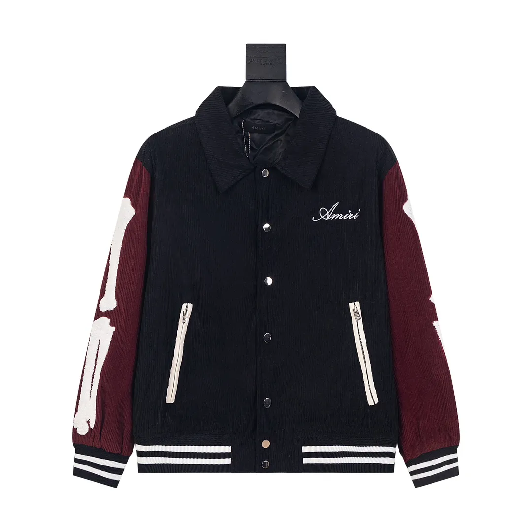 🅿️480 Ami Contrast Sleeves Corduroy College Style Jacket for Couple Super age-reducing college style design, another trend-setting baseball uniform. Ami Contrast Sleeves, the main color is black + burgundy, with white embellishment for the overall fashion sense. The superposition of three colors is complex but not messy, giving off a youthful and trendy charm! Made from customer-supplied cotton corduroy fabric, it has a natural color, oily and delicate, simple and rich texture. The contrasting color design has a retro atmosphere and is rich in gold. The lining is made of silk viscose blended material and is quilted. ➕Customer-supplied snap placket design creates a fashionable college charm. The shirt collar and sleeve arms are designed with contrasting splicing to show a neat temperament. Sleeve arm flocking🦴bone flocking logo decoration gives the garment a unique style and becomes the creator of a new style of punctuation. Same style for men and women. Color: Black Size: XS-L