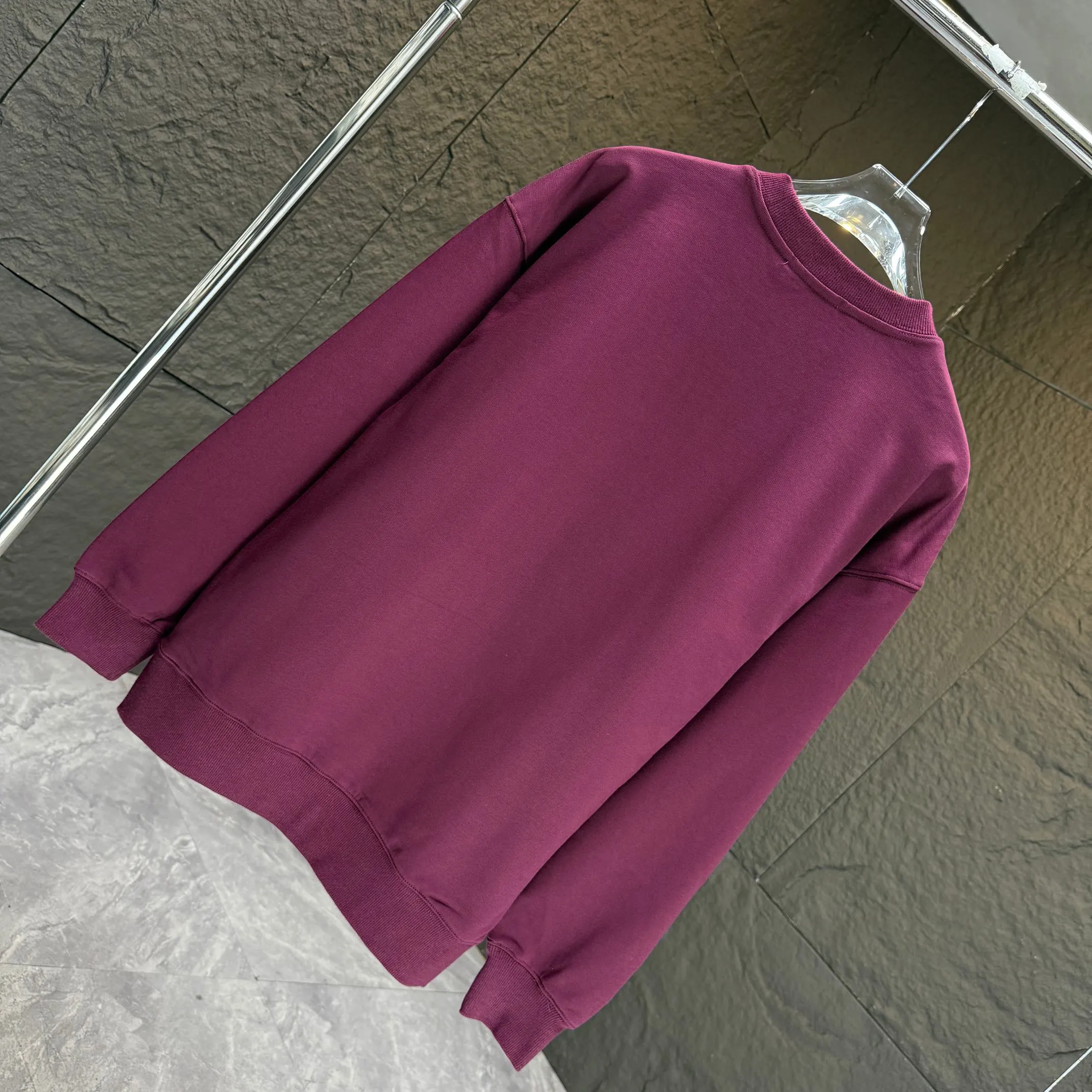 P200 AMIRI* 2025 autumn and winter new round neck sweatshirt 400g terry cotton letter logo three-dimensional foam Color: Black White Gray Purple Size: S M L XL XXL