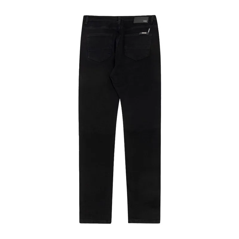 P240 Style No.: [B867] Heavy-duty AMIRI MX1 zippered high street jeans, slim fit, stretchy washed knife-cut trousers, FOG high street men's trendy AMIRI black patchwork jeans Color: black Size: 28-30-32-34-36 (s-xxl) amiri is transliterated as Emil, which is the name of the founder. Mike Amiri, the founder of amiri, grew up in Los Angeles, USA, and was influenced by local street culture and Punk Rock since he was a child. Due to his influence, he founded the amiri brand named after himself. A variety of trendy clothing meets the needs of different fashion players. Amiri clothing has novel and unique styles and is a well-known street brand in the United States. The styles and styles of many clothes are loved by many street photographers. The various clothing styles meet the dressing needs of different people, show their unique temperament, and show the trend of dressing. amiri's jeans are relatively famous. Not only do they have many styles, but the quality of the jeans is also very good. Many celebrities have also worn amiri brand jeans.  The jeans of the amiri brand break through the production process and cutting of the original jeans. The fabrics are relatively soft and comfortable, and are not as hard as some jeans, which can irritate the skin and cause the skin to bleed when worn. Los Angeles trendy brand Amiri's jeans are made with great detail from tailoring to texture, adding wrinkles, bullet holes, damage and other details to add to the trendiness of the jeans. You can choose the style that suits you according to your own needs. Only when you wear a suitable style can you have a certain sense of fashion.  In recent years, high street has become a word that appears more and more frequently in men's clothing, and high street style has become an important direction for everyone's matching. High street-related items basically cannot avoid oversize or drop-shoulder tops, and the lower body is matched with trackpants or tight-fitting saboteurs. Among them, in my opinion, the most representative one may be saboteur. What I bring to you today is the MX1 zipper worn by many Internet celebrities in Xiaohongshu. It is operated by Ningbo washing factory. Front and back. The trouser legs have a beautiful fading color. Full of high-end feel. Knee part damage design with leather patchwork design. Already used as facade design. Leather waist nameplate. Customized crotch placket hardware. Engraving molding. The focus of this style is not on washing, but on the shape and version of the damage. The secret lies in the craftsmanship of the master. Later, the cost of fraying, horse cutting, knife cutting, etc. These hand-made products are far beyond comparison with assembly line products.