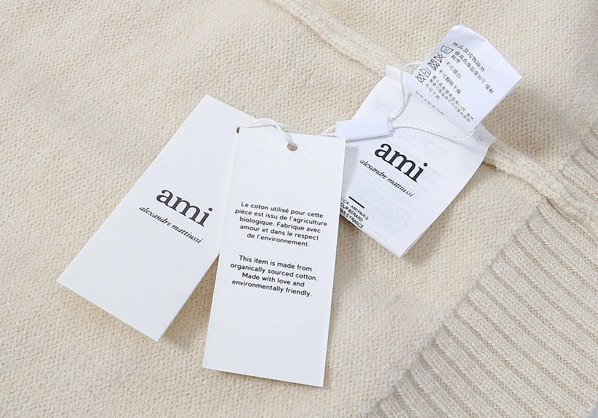 🅿️200 AM11# Ami2023 new color matching cloud round neck sweater, soft and waxy customized wool with super gentle cloud color matching, the upper body is absolutely fairy-like, highly recommended size: S, M, L, XL color: glacier blue, cloud gray, light khaki, light cream yellow