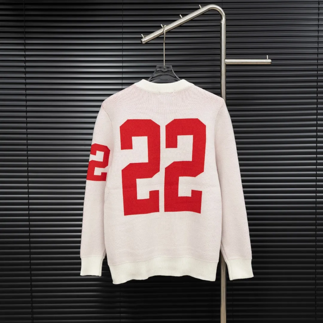 P300 Style: AMIRI Emir 3D letter number 22 long-sleeved sweater Size: S-XXL Fabric: Wool blend Accessories: Full set of customized original accessories No gender distinction, same style for men and women