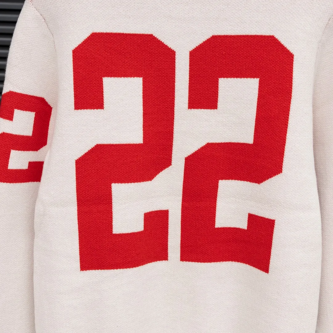 P300 Style: AMIRI Emir 3D letter number 22 long-sleeved sweater Size: S-XXL Fabric: Wool blend Accessories: Full set of customized original accessories No gender distinction, same style for men and women