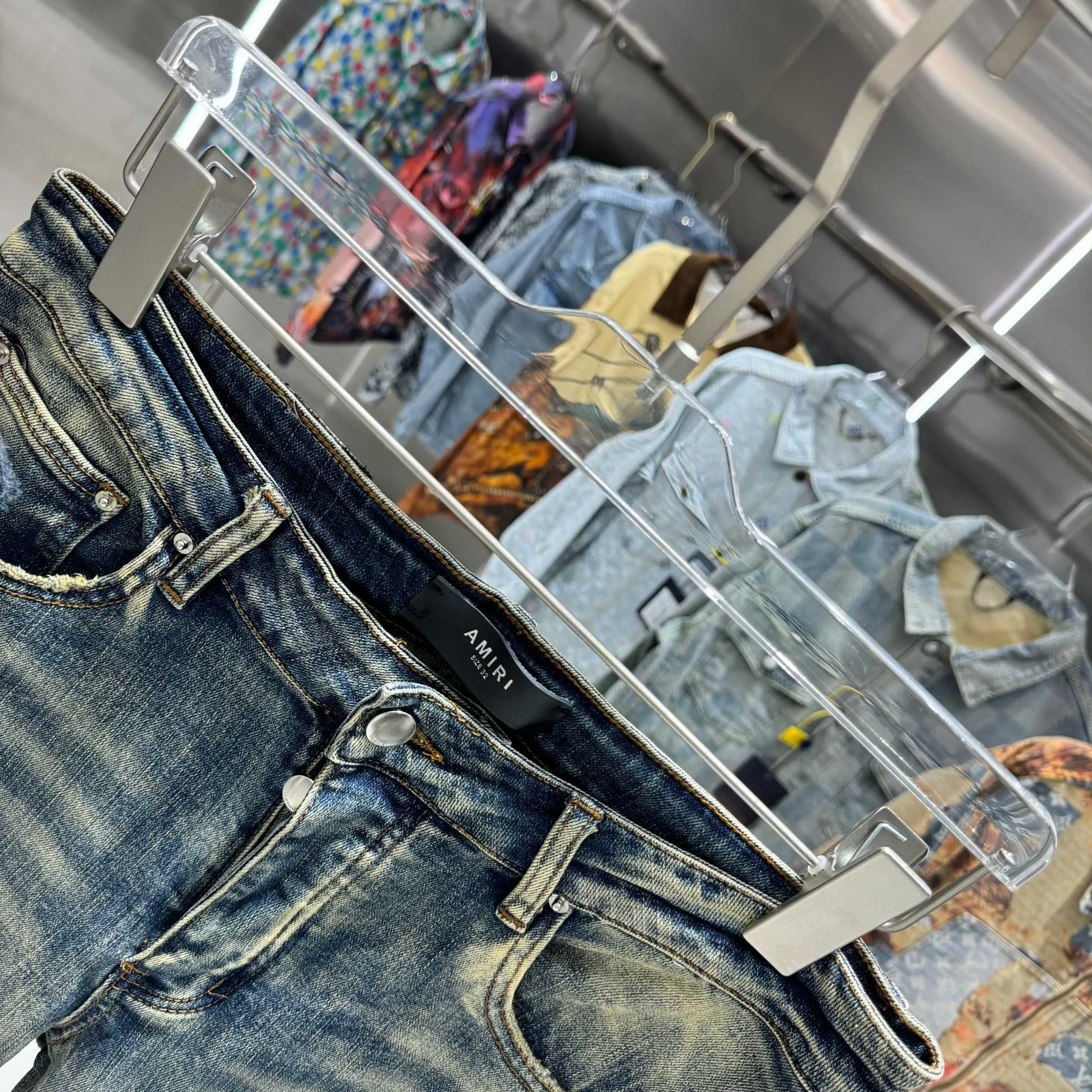 P290 Amiri ripped straight velvet embroidery craft street fashion slim fit stretch jeans Color Blue Size 30 32 34 36 38