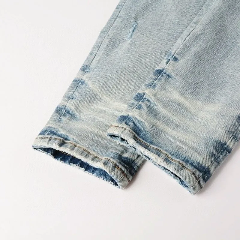 #M06 P168💰 AMIRI patch embroidery jeans trousers AMIRI high street basic ripped tight elastic jeans trousers amiri brand jeans break the production process and cutting of the original jeans, the fabrics are softer and more comfortable Hand-sewn collar label Customized logo buttons Genuine leather tag Color: blue Size: 30-32-34-36