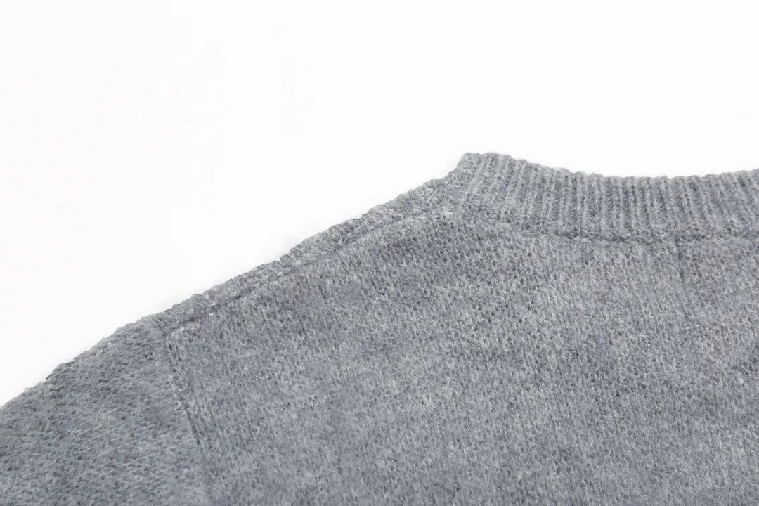P280 AMIRI new style sea wool sweater with large logo on collar Color: Gray Black Size: S M L XL XXL
