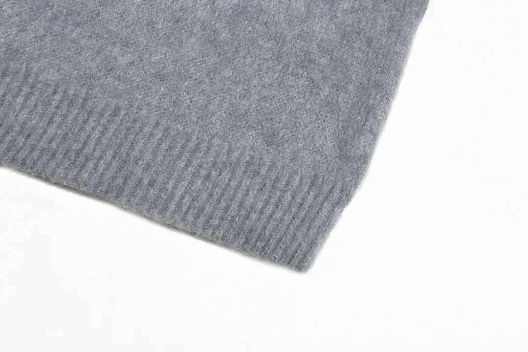 P280 AMIRI new style sea wool sweater with large logo on collar Color: Gray Black Size: S M L XL XXL