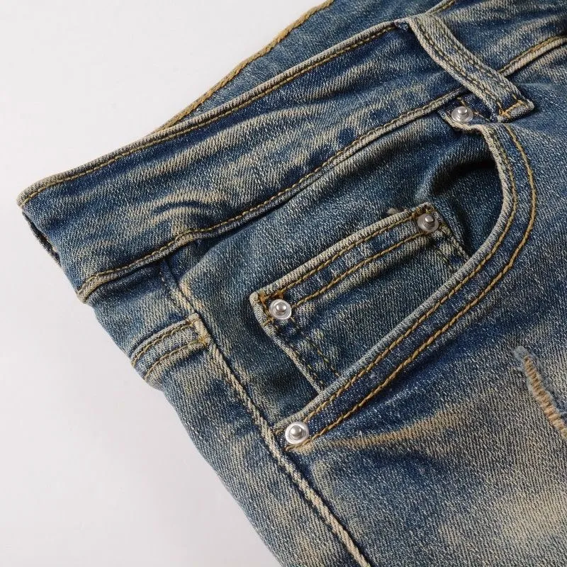 #M49 P168💰 Amiri classic embroidered patched leather distressed lettered jeans. Slim fit jeans. Produced by a major washed factory. Full of high-end feel. Partial destruction of the knees and patchwork design. Already used as a facade design. Leather waist nameplate. The focus of this style is not on the washing, but on the destroyed shape and version. The secret lies in the craftsmanship of the master. The cost of post-processing, grinding, cutting, etc. is far beyond the cost of assembly line products. Color: Picture color Size: 30-32-34-36