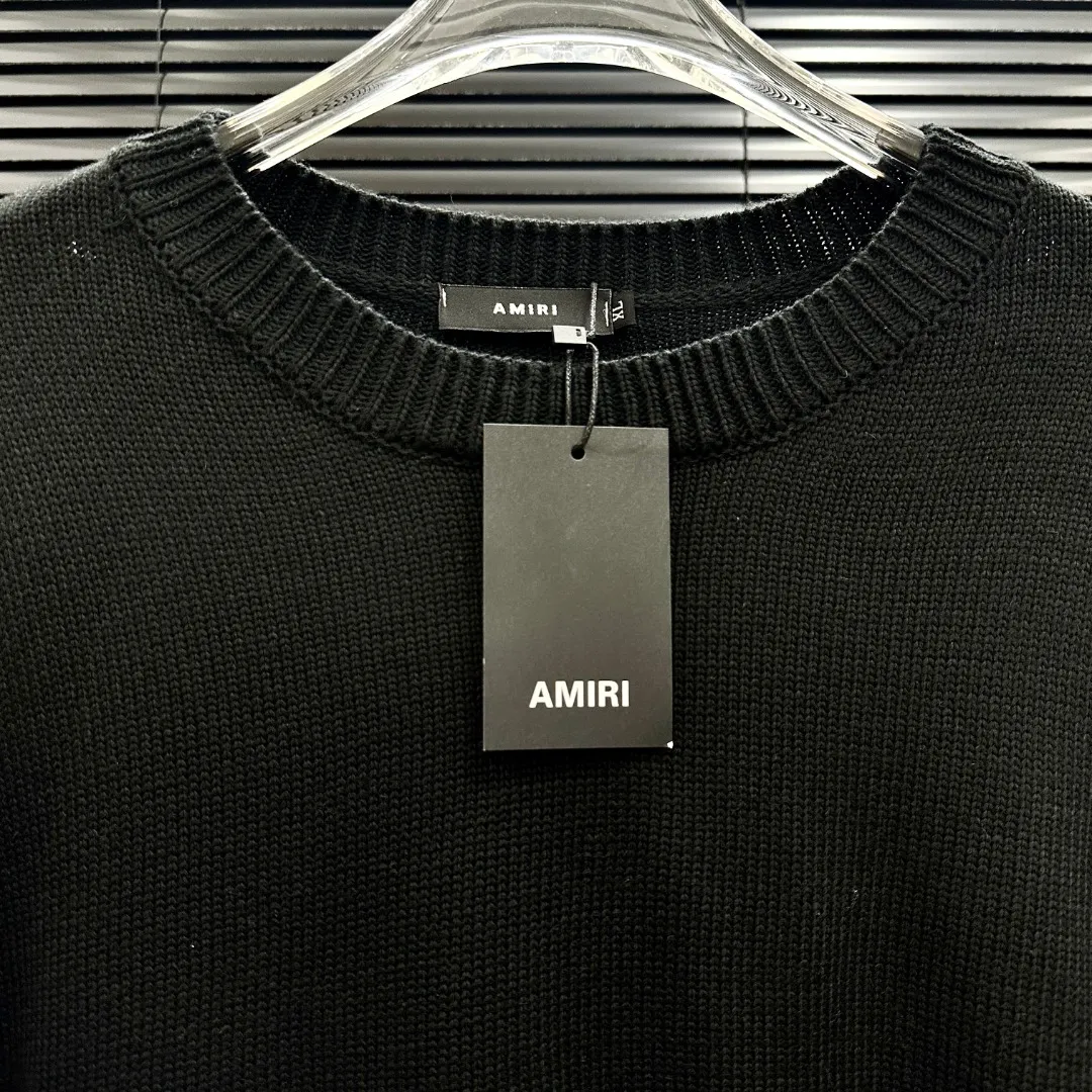 P240 Style: AMIRI Hollow Number 22 Commemorative Knitted Short Sleeves Size: S-XXL Fabric: Wool blend Accessories: Full set of customized original accessories No gender distinction, same style for men and women