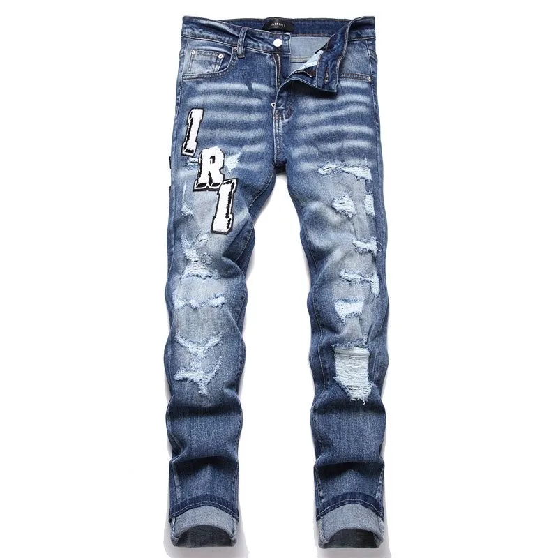 P196 Top replica AMIRI jeans trousers AMIRI high street basic ripped tight stretch jeans trousers Amiriamiri is transliterated as Emil, which is the name of the founder. Mike Amiri, the founder of amiri, grew up in Los Angeles, USA. He was influenced by the local street culture Rock since he was a child, so he founded the amiri brand named after himself. A variety of trendy brand clothing meets the needs of different fashion players. Amiri clothing has novel and unique styles and is a well-known street brand in the United States. Many of its styles and styles are loved by many street photographers. Various clothing styles meet the needs of different people, show their unique temperament, and show the trend of dressing. amiri's jeans are relatively famous. Not only do they have many styles, but the quality of the jeans is also very good. Many celebrities have also worn amiri brand jeans.  The jeans of the amiri brand break through the production process and cutting of the original jeans. The fabrics are relatively soft and comfortable, and are not as hard as some jeans, which can irritate the skin and cause the skin to bleed when worn. Los Angeles trendy brand Amiri's jeans are made with great detail from tailoring to texture, adding wrinkles, bullet holes, damage and other details to add to the trendiness of the jeans. You can choose the style that suits you according to your own needs. Only when you wear a suitable style can you have a certain sense of fashion.  In recent years, high street has become a word that appears more and more frequently in men's clothing. High street style has also become an important direction for everyone's matching. High street related items are basically inseparable from oversize or off-shoulder tops. The lower body is matched with trackpants or tight-fitting denim. In my opinion, the most representative one is perhaps annihilation. Color; picture color Size: m l xl xxl
