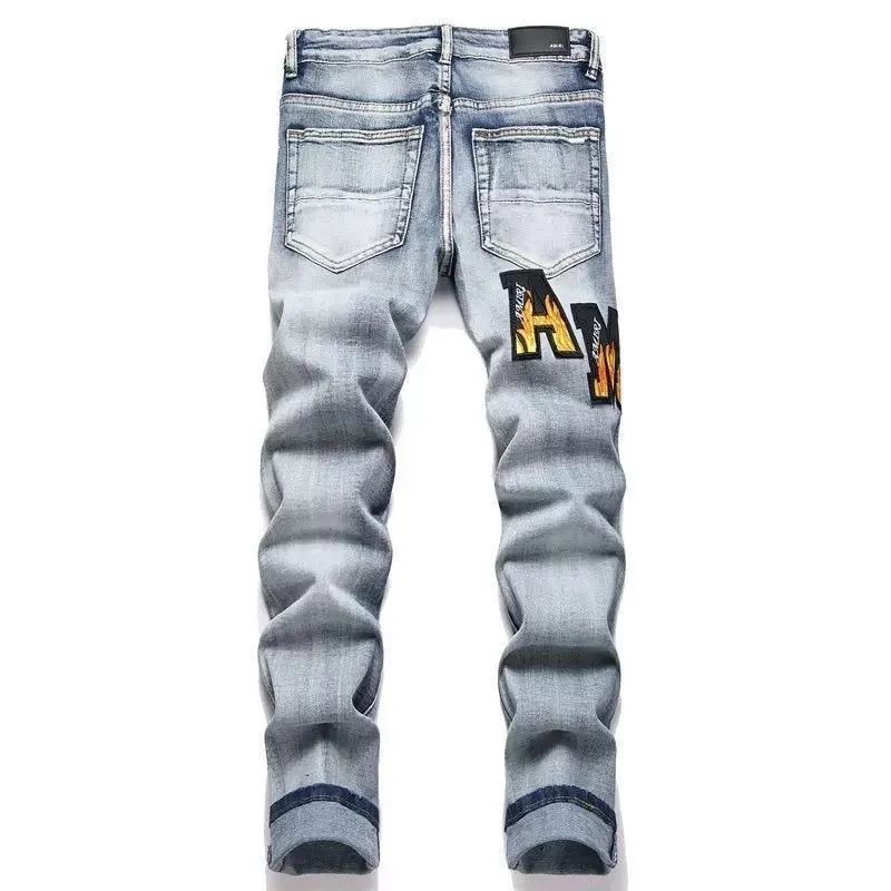 #M72 P168💰 AMIRI patch embroidery jeans trousers AMIRI high street basic ripped tight elastic jeans trousers amiri brand jeans break the production process and cutting of the original jeans, the fabrics are softer and more comfortable Hand-sewn collar label Customized logo buttons Genuine leather tag Color: Picture color Size: 30-32-34-36