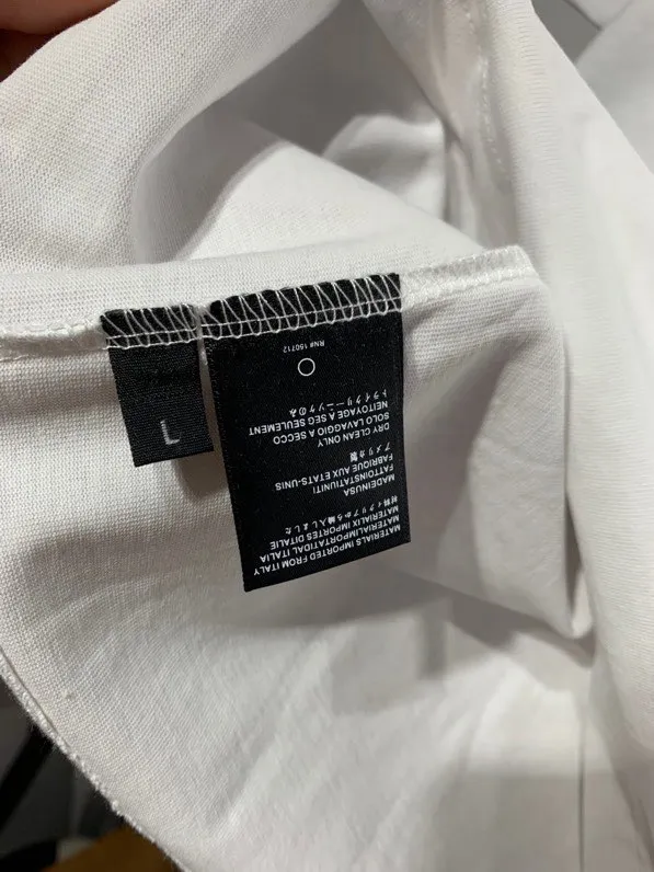 653 model P114 AMIRI real shot white hanging shot S. M. L. XL