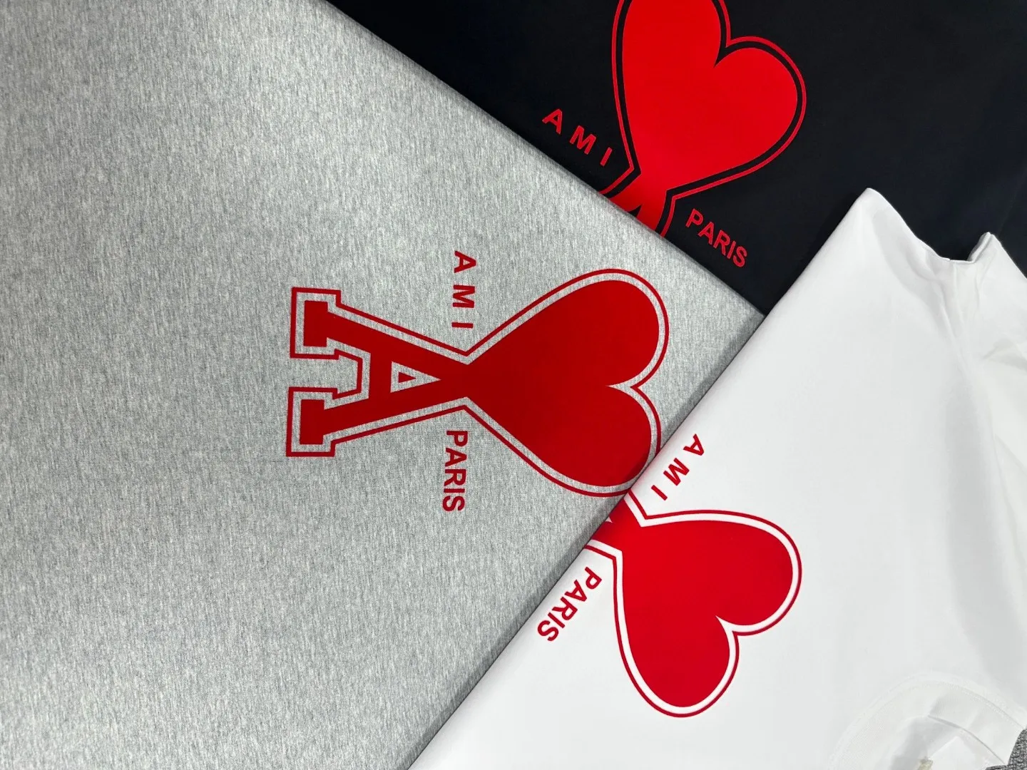 🅿️180 Ami* 2025 spring and summer new style Ami love letter red flocking Customized double yarn plain cotton fabric Short-sleeved T-shirt Uniform for men and women Color: black white floral gray Size: S (90-130 pounds) M (120-150 pounds) L (140-165 pounds) XL (160-180 pounds) XXL (180-210 pounds)