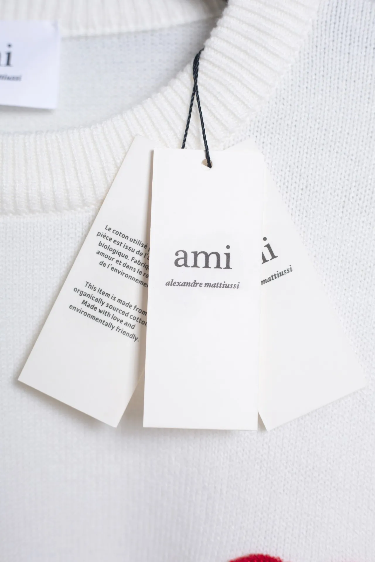P170 AMI's new classic love chapter crew neck sweater, the highest version, supports comparison, color: white, size: S-XL