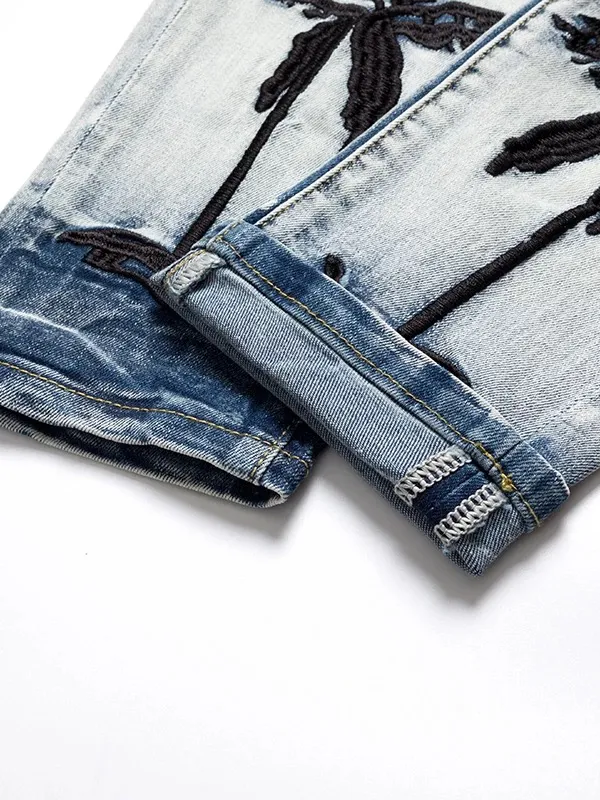 P246 💰 (Top version) AMIRI popular high street jeans slim fit stretch washed knife cut trousers for men. AMIRI amiri is transliterated as Emil, which is the name of the founder. Mike Amiri, the founder of amiri, grew up in Los Angeles, USA. He was influenced by local street culture and Punk Rock since childhood, so he founded the amiri brand named after himself. A variety of trendy clothing meets the needs of different fashion players. Amiri clothing has novel and unique styles and is a well-known street brand in the United States. The styles and styles of many clothes are loved by many street photographers. The various clothing styles meet the dressing needs of different people, show their unique temperament, and show the trend of dressing. amiri's jeans are relatively famous. Not only do they have many styles, but the quality of the jeans is also very good. Many celebrities have also worn amiri brand jeans. Color: Picture color Size: 28, 30, 32, 34, 36 28 30 32 34 36 Waist 71 76 81 86 91 Qianlang 26.5 27.5 28.5 29.5 30.5 Hou Lang 37 38 39 40 41 Foot 14 14.8 15.6 16.4 17.2 Foreign Minister 100 102 104 106 107