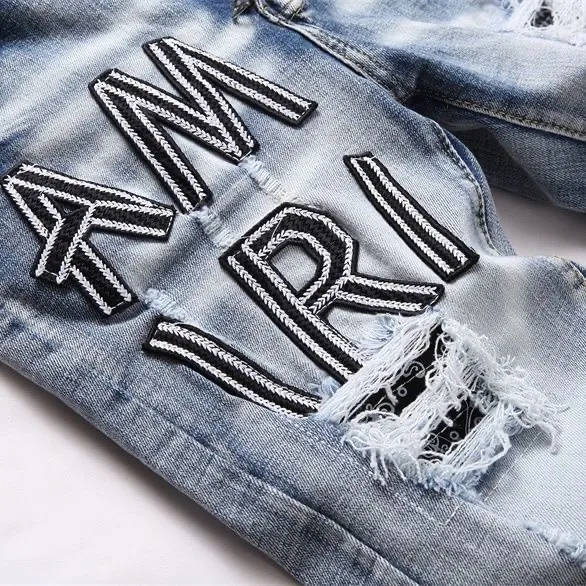 #M12 P168💰 AMIRI patch embroidery jeans trousers AMIRI high street basic ripped tight elastic jeans trousers amiri brand jeans break the production process and cutting of the original jeans, the fabrics are softer and more comfortable Hand-sewn collar label Customized logo buttons Genuine leather tag Color: Picture color Size: 30-32-34-36