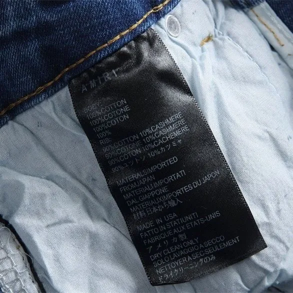 #N02 P186💰 AMIRI patch embroidery jeans trousers AMIRI high street basic ripped tight elastic jeans trousers amiri brand jeans break the production process and cutting of the original jeans, the fabrics are softer and more comfortable Hand-sewn collar label Customized logo buttons Genuine leather tag Color: Picture color Size: 30-32-34-36