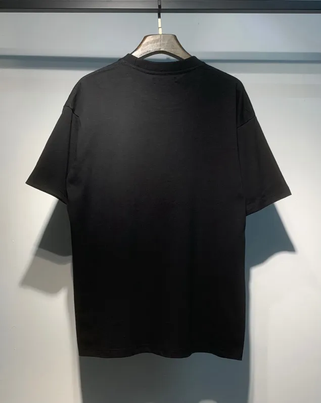 691 P120 AMIRI real shot black white hanging S. M. L. XL