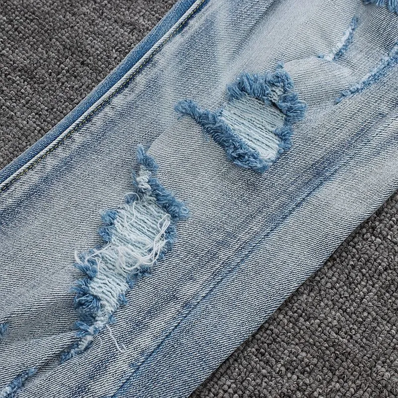P270 💰 (Top Version) AMIRI Double Buff High Street Jeans Slim Fit Stretch Washed Knife Cut Hole Pants Men's Fashion AMIRI amiri is transliterated as Emil, which is the name of the founder. Mike Amiri, the founder of amiri, grew up in Los Angeles, USA. He was influenced by local street culture and Punk Rock since childhood, so he founded the amiri brand named after himself. A variety of trendy clothing meets the needs of different fashion players. Amiri clothing has novel and unique styles and is a well-known street brand in the United States. The styles and styles of many clothes are loved by many street photographers. The various clothing styles meet the dressing needs of different people, show their unique temperament, and show the trend of dressing. amiri's jeans are relatively famous. Not only do they have many styles, but the quality of the jeans is also very good. Many celebrities have also worn amiri brand jeans. Color: Picture color Size: 28, 30, 32, 34, 36 28 30 32 34 36 Waist 71 76 81 86 91 Qianlang 26.5 27.5 28.5 29.5 30.5 Hou Lang 37 38 39 40 41 Foot 14 14.8 15.6 16.4 17.2 Foreign Minister 100 102 104 106 107