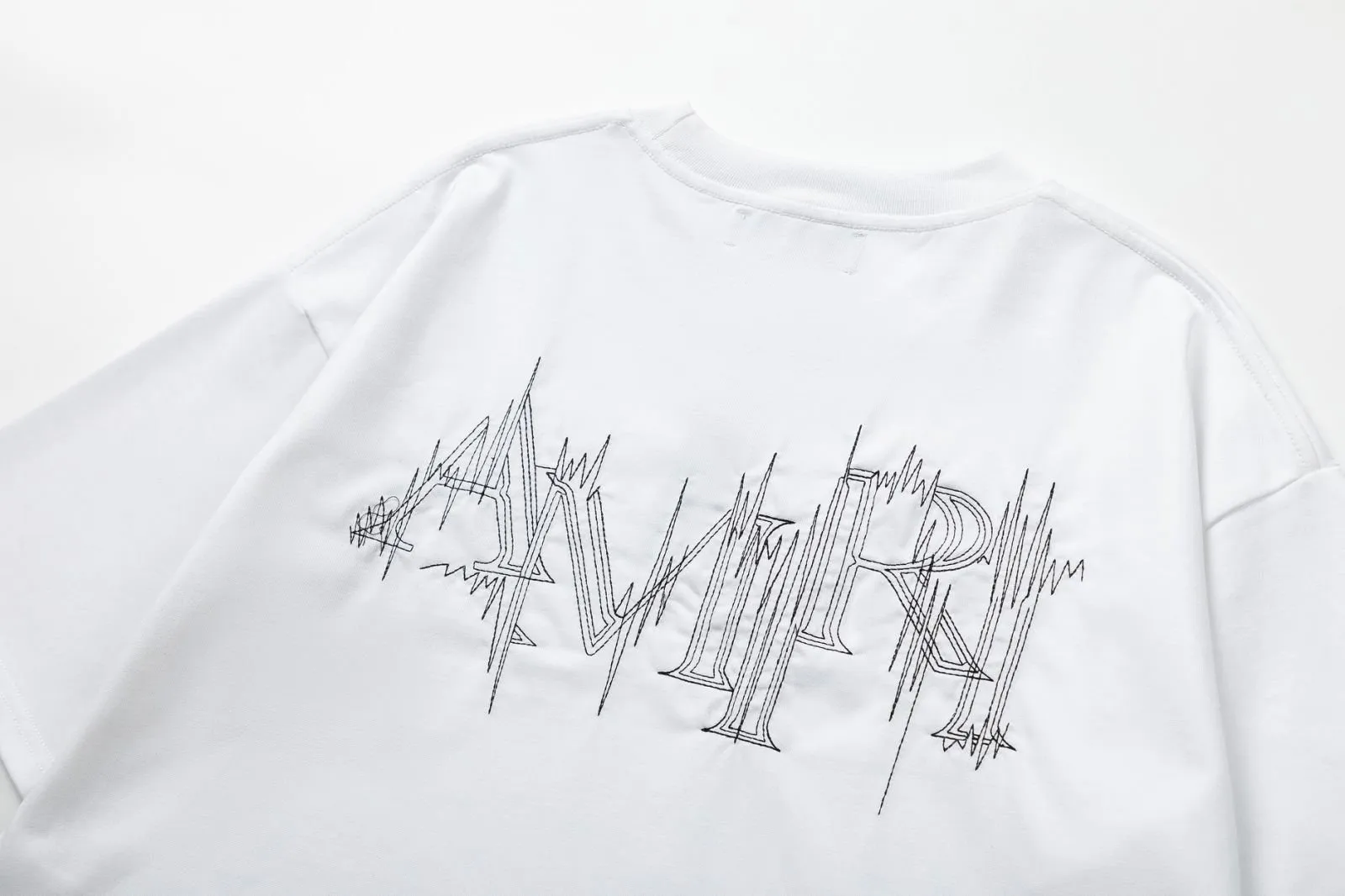 8026#P146amiri dotted line embroidered logo, using 300g weight fabric, color: black, white. Size: S M L XL