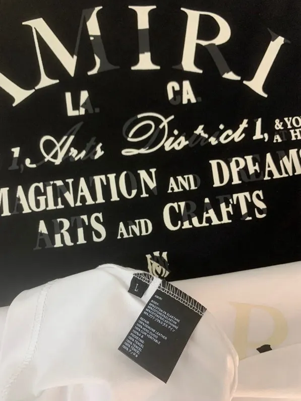 704 model P114 AMIRI real shot black white hanging shot S. M. L. XL