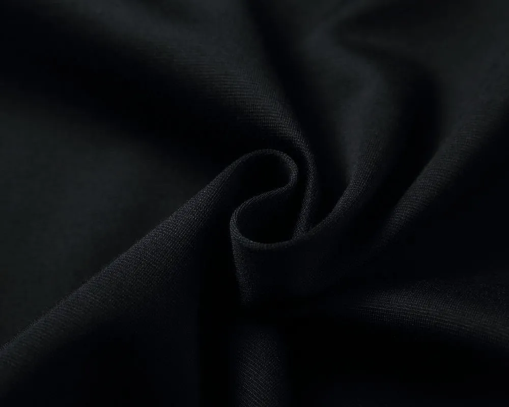 P210 AMI🔥The latest custom-made lapel long-sleeved T-shirt Polo has three-dimensional tailoring to meet the simple needs of commuters. The finished product has a good upper body effect, looks slim and is not picky about the figure. Customized imported fabrics, super cost-effective, factory straight hair, absolutely first-class and good quality. From selected fabrics to high-end exquisite workmanship... everything is impeccable. Only good craftsmanship and good fabrics can make you wear a good taste. Size: M-3XL