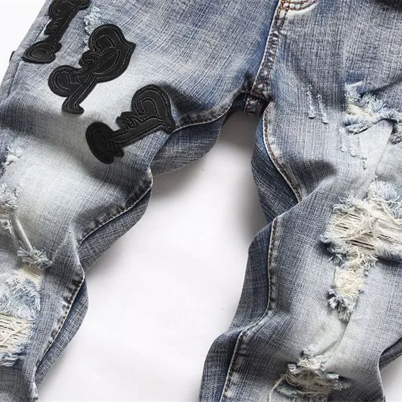 #M59 P168💰 AMIRI patch embroidery jeans trousers AMIRI high street basic ripped tight elastic jeans trousers amiri brand jeans break the production process and cutting of the original jeans, the fabrics are softer and more comfortable Hand-sewn collar label Customized logo buttons Genuine leather tag Color: Picture color Size: 30-32-34-36